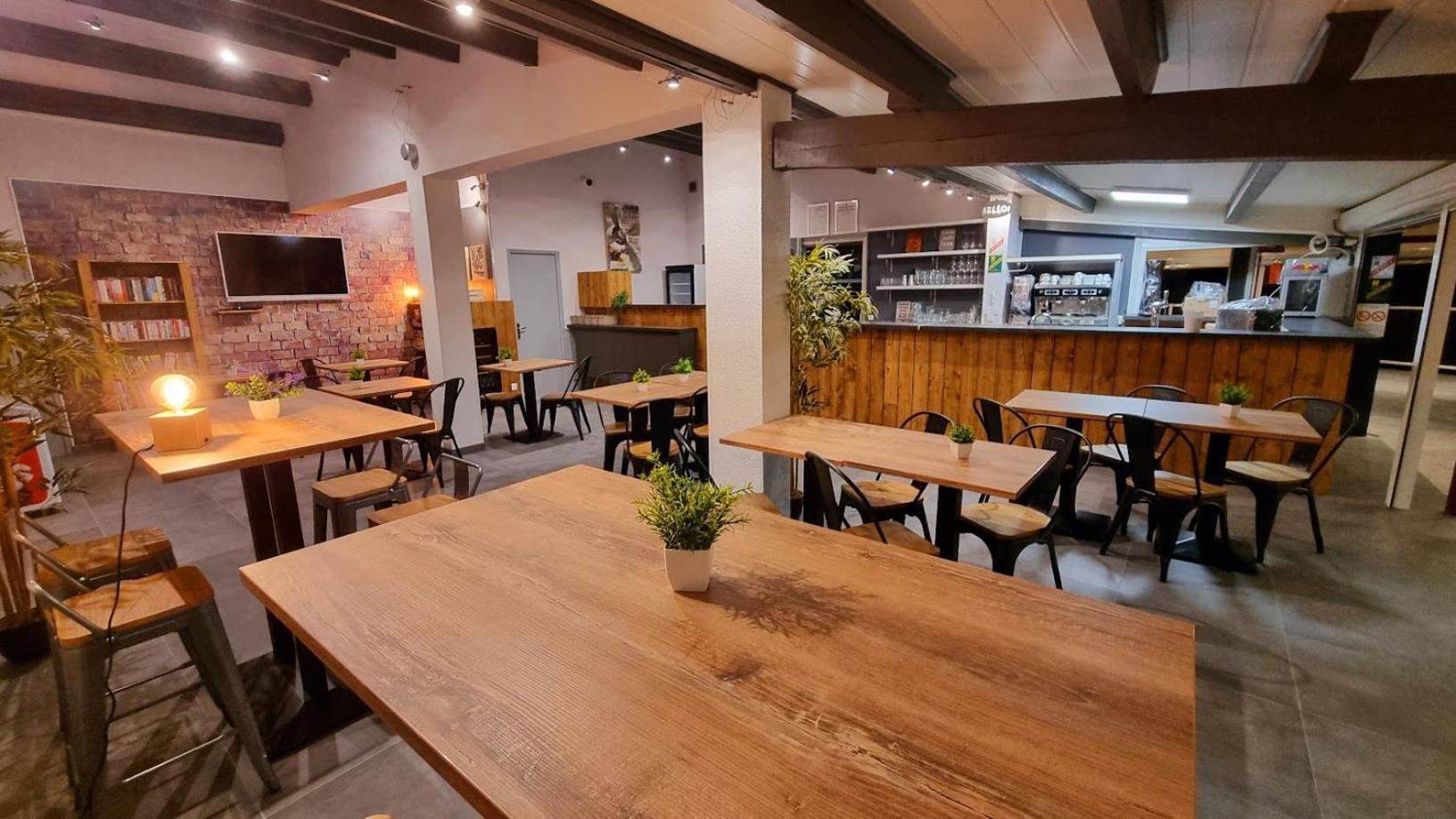 博斯赛莫特露营小木屋别墅酒店 茹瓦厄斯 外观 照片